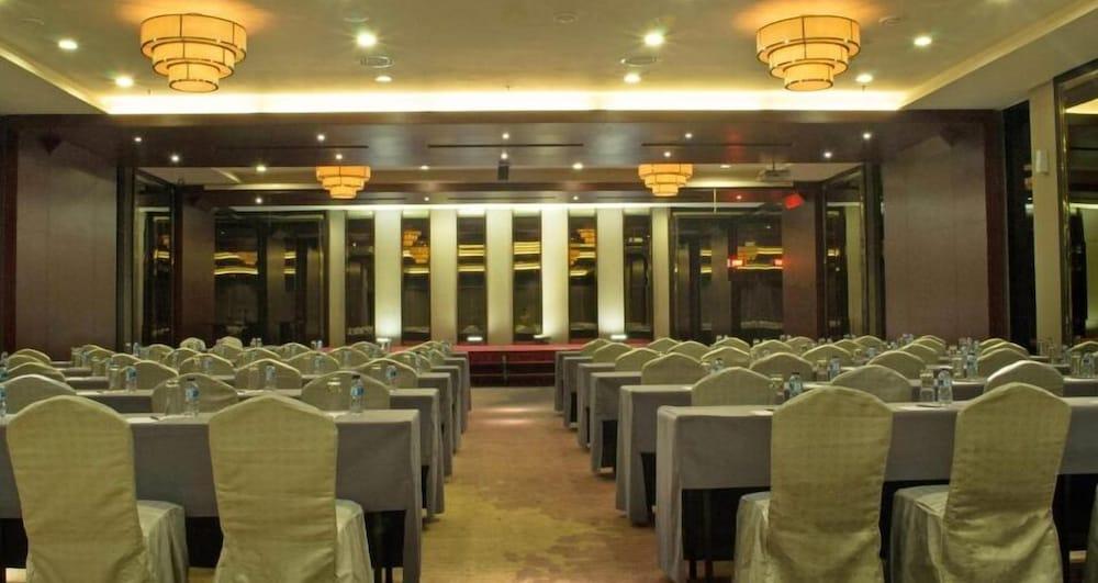 I Hotel Batam Nagoya Dış mekan fotoğraf