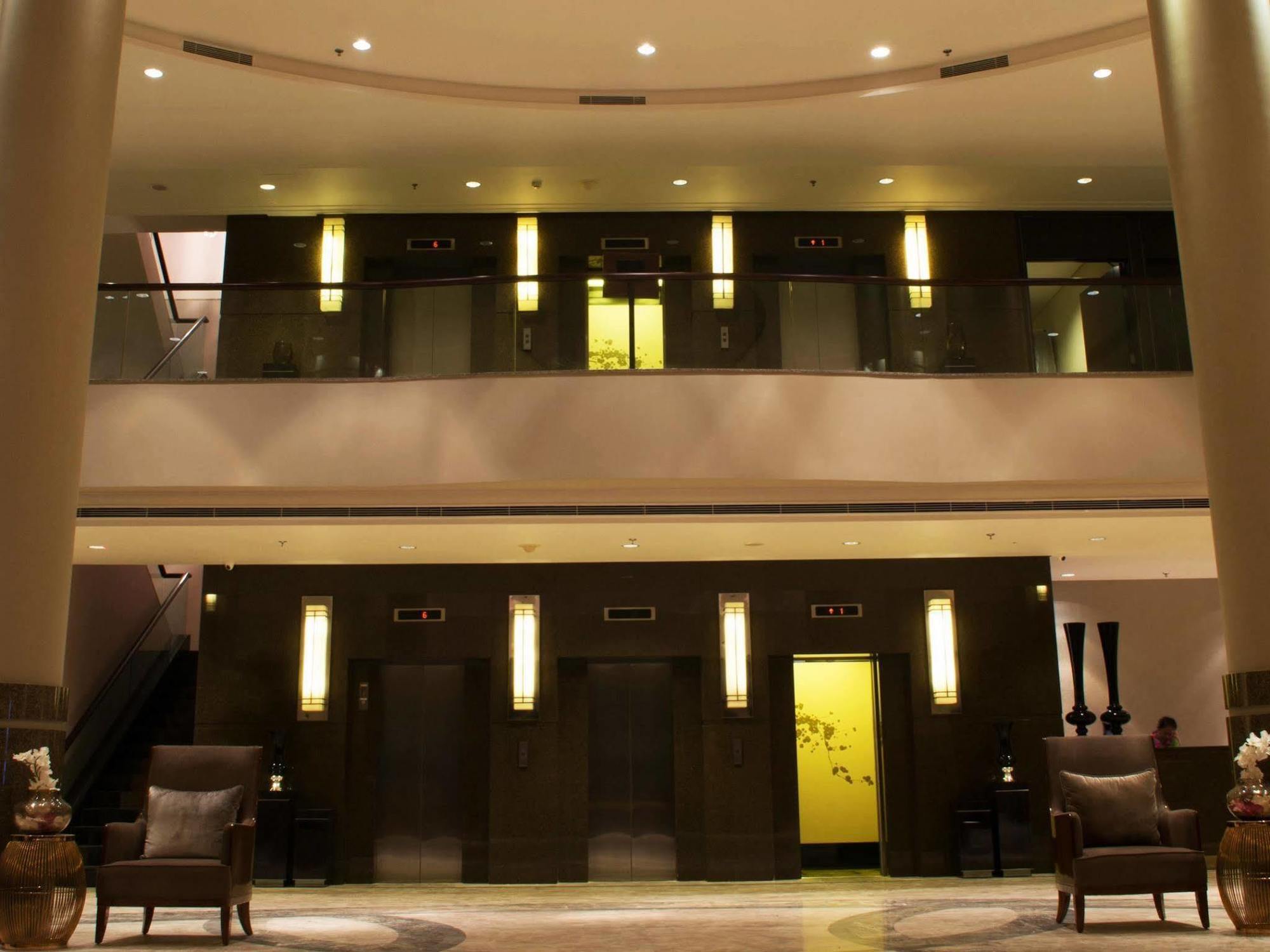 I Hotel Batam Nagoya Dış mekan fotoğraf