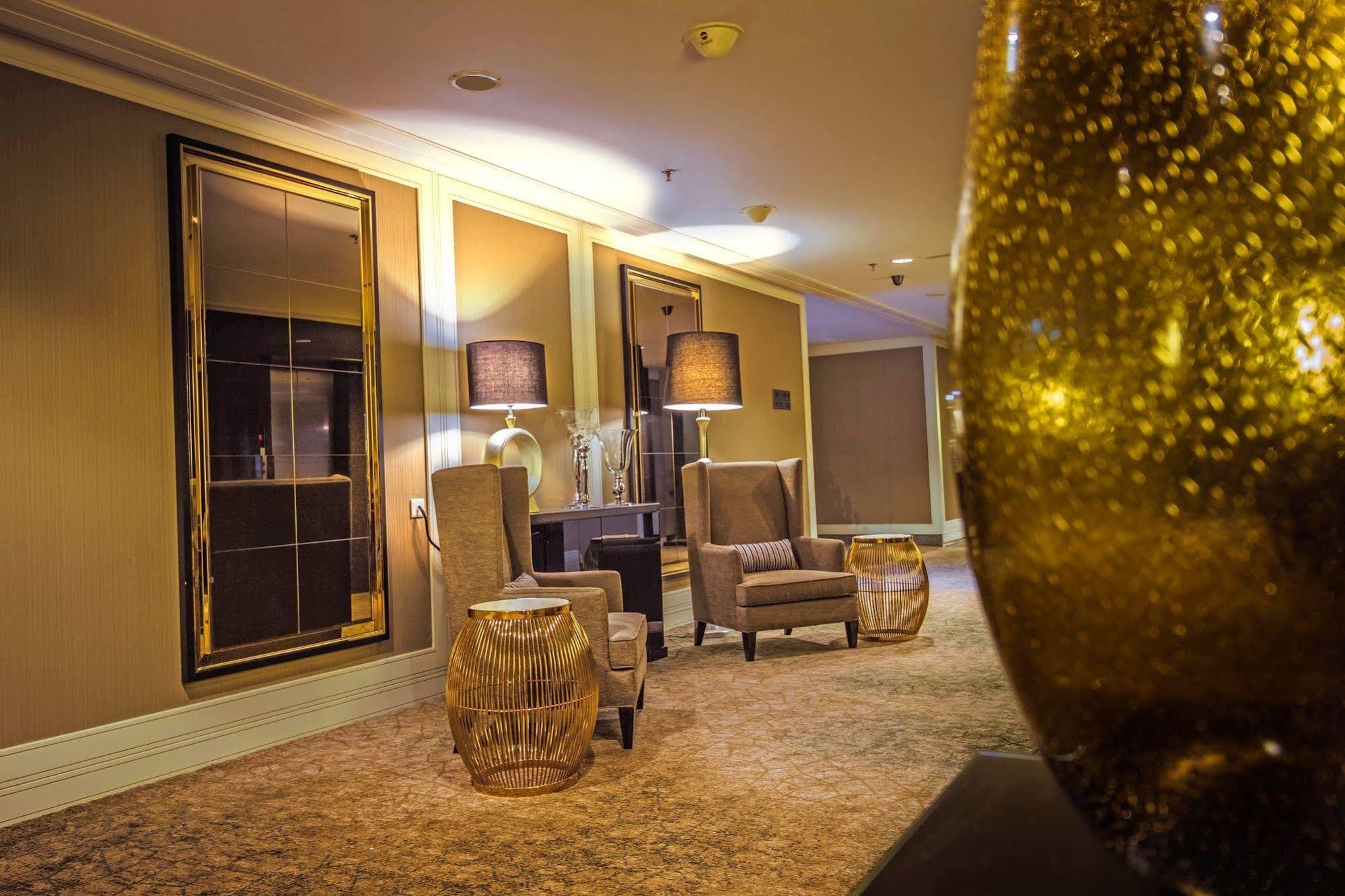 I Hotel Batam Nagoya Dış mekan fotoğraf