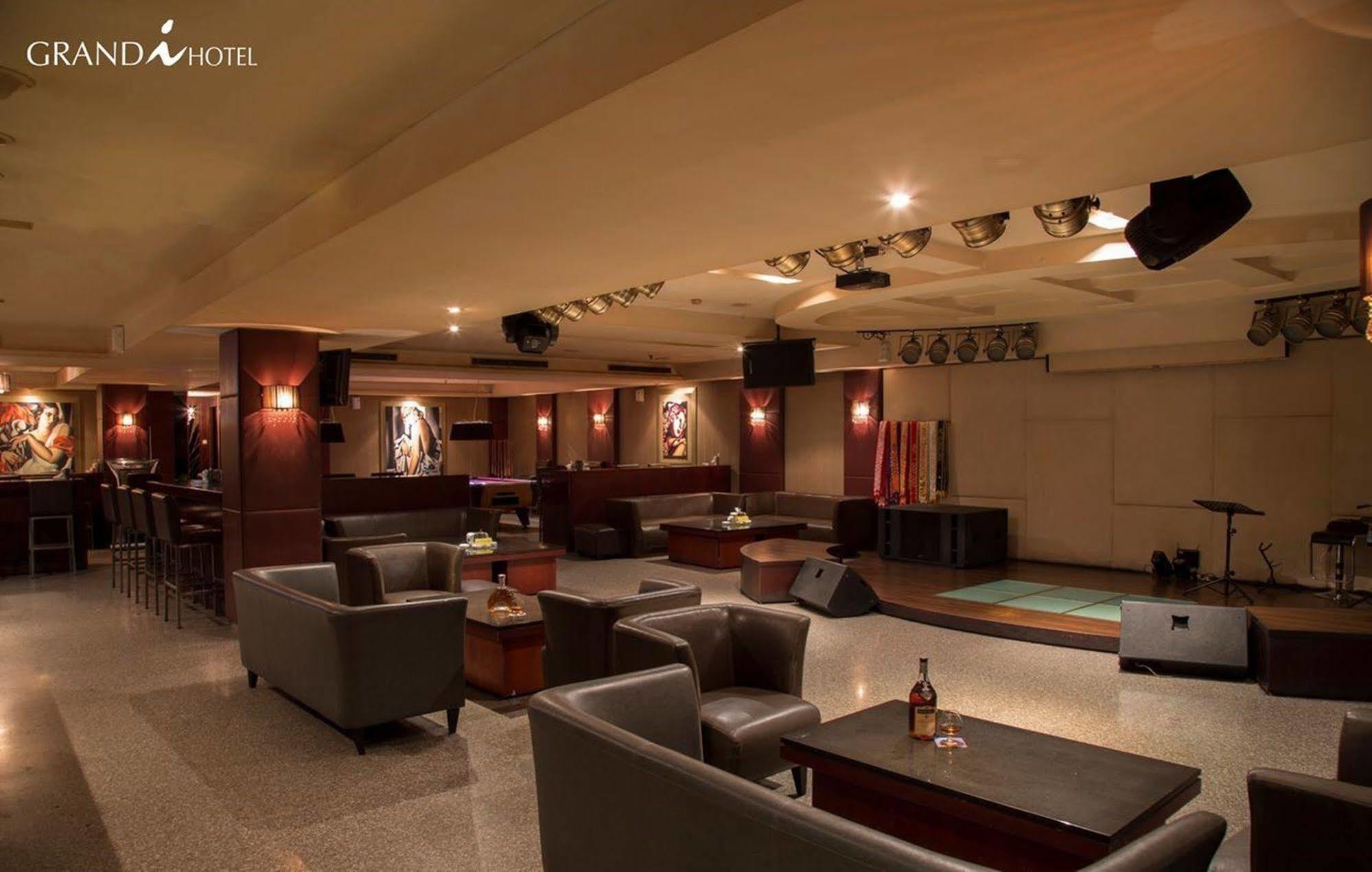 I Hotel Batam Nagoya Dış mekan fotoğraf