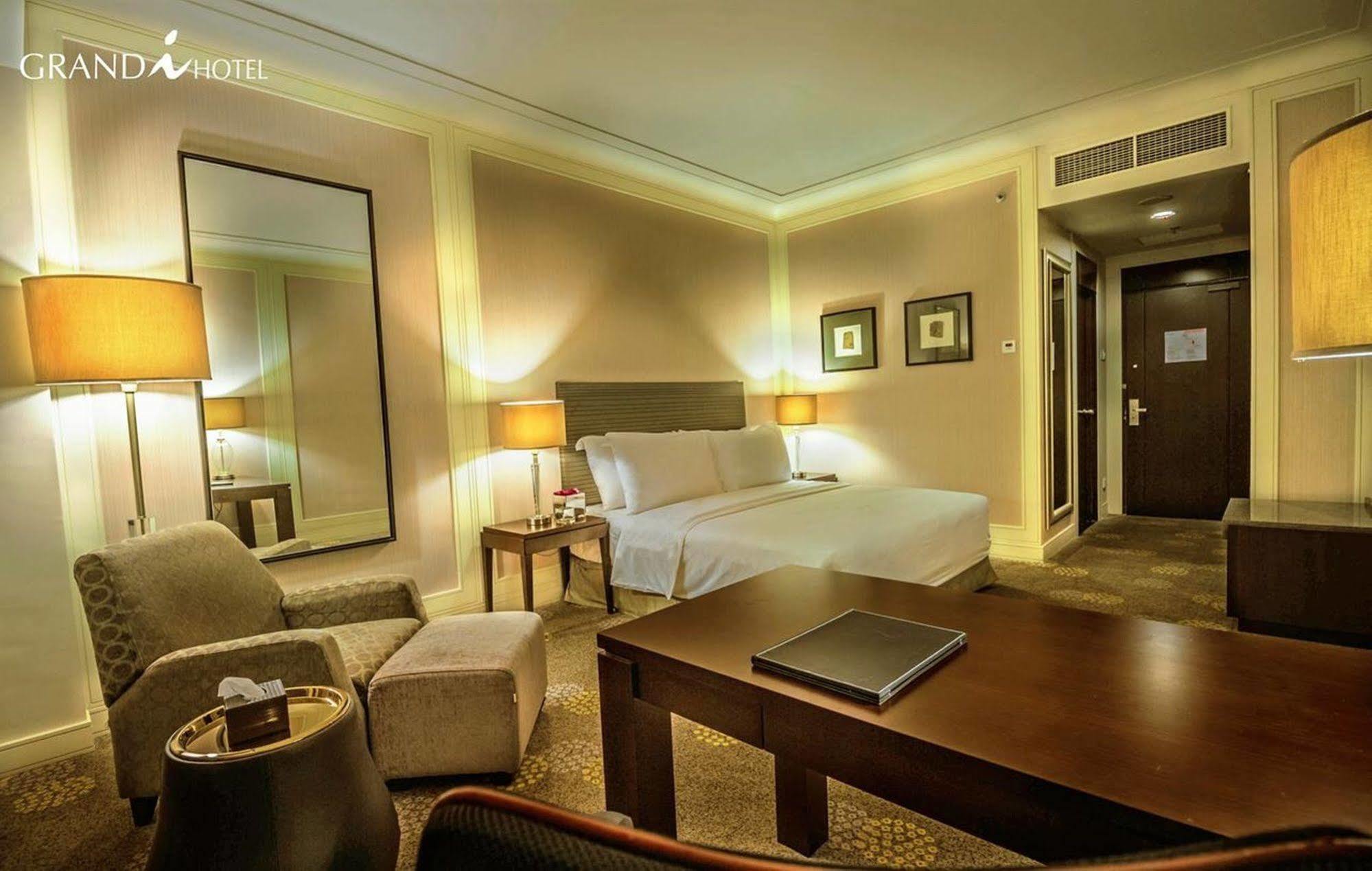 I Hotel Batam Nagoya Dış mekan fotoğraf
